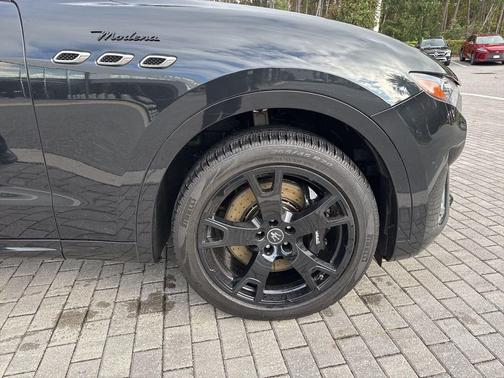 2022 Maserati Levante Modena