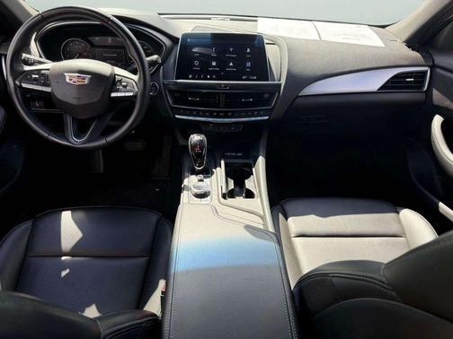 2024 Cadillac CT5 Luxury