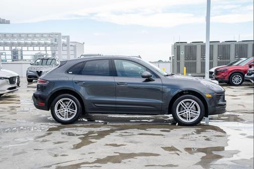 2024 Porsche Macan 