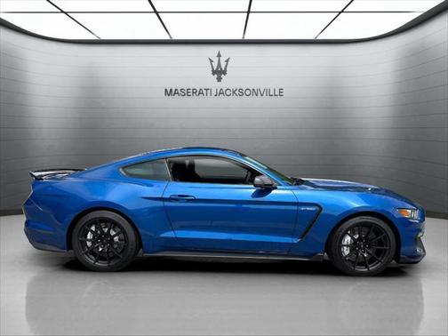 2017 Ford Shelby GT350 Base