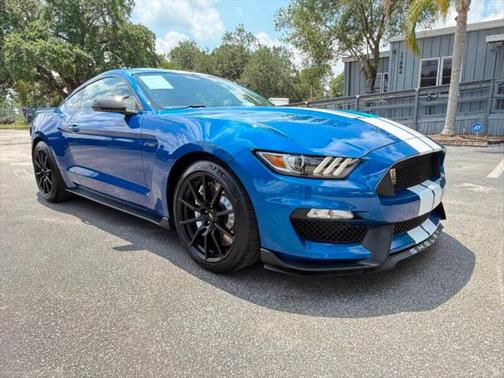2017 Ford Shelby GT350 Base