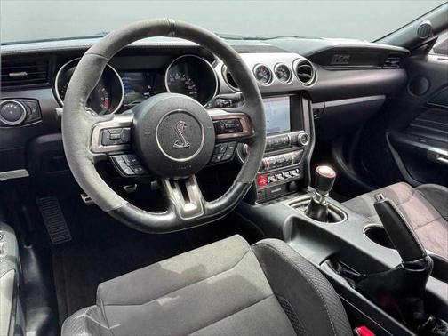 2017 Ford Shelby GT350 Base