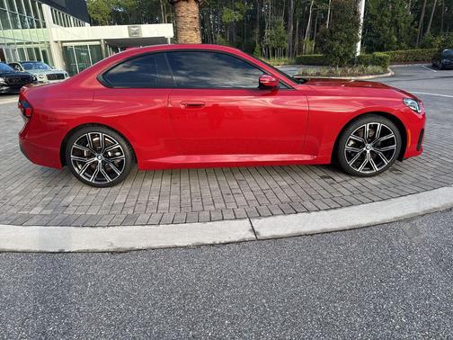 2023 BMW 230 i