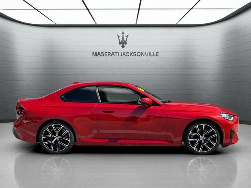 2023 BMW 230 i