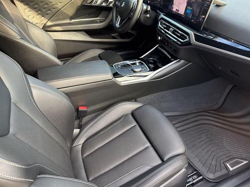 2023 BMW 230 i