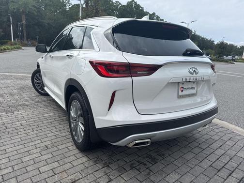2024 INFINITI QX50 LUXE