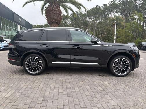 2025 Lincoln Aviator Reserve AWD