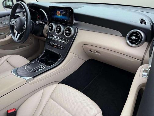 2022 Mercedes-Benz GLC 300 Base