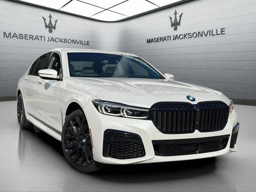 2022 BMW 750 i xDrive