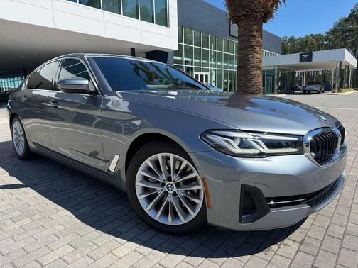 2021 BMW 530 530i