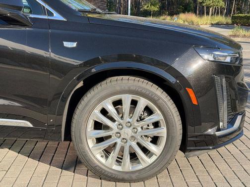 2022 Cadillac XT6 Premium Luxury AWD