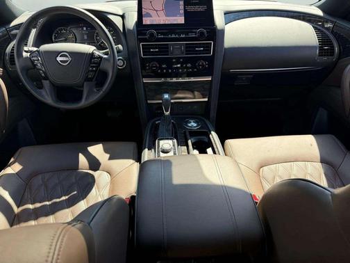 2024 Nissan Armada Platinum 2WD