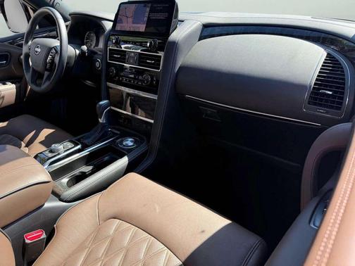 2024 Nissan Armada Platinum 2WD