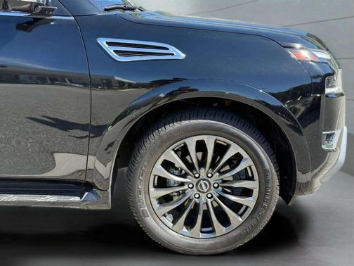 2024 Nissan Armada Platinum 2WD