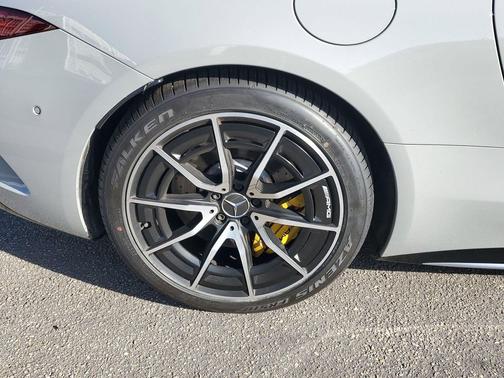 2022 Mercedes-Benz AMG SL 63 Base