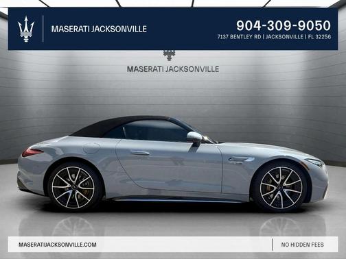 MANUFAKTUR Alpine Grey Non-Metallic 2022 Mercedes-Benz AMG SL 63 Base