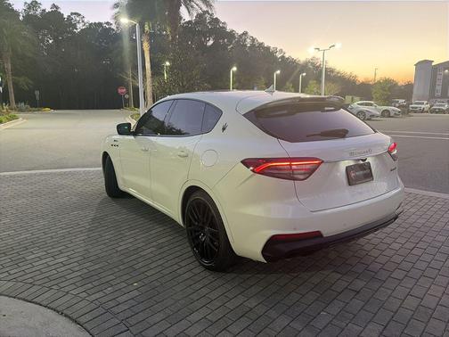 2022 Maserati Levante Modena