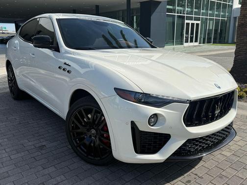 2022 Maserati Levante Modena