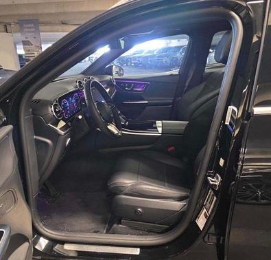 2025 Mercedes-Benz GLC 300 Base