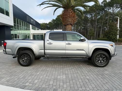 2020 Toyota Tacoma SR5