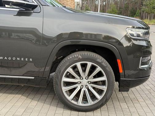 2023 Jeep Grand Wagoneer Series II 4x4