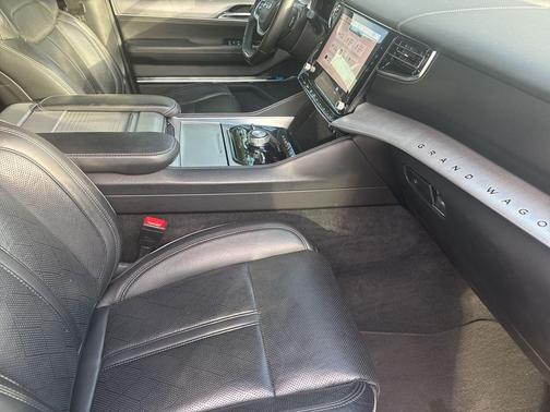 2023 Jeep Grand Wagoneer Series II 4x4