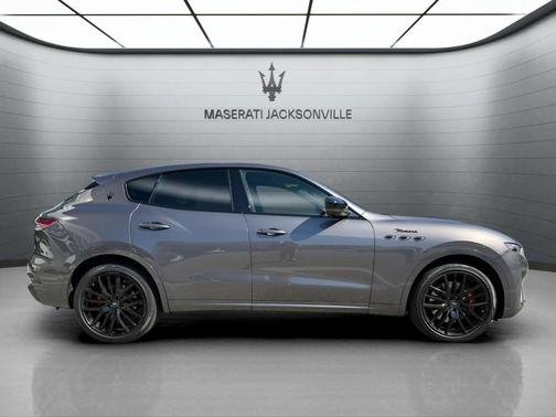 2023 Maserati Levante Modena