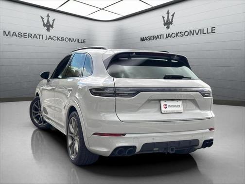 2022 Porsche Cayenne GTS