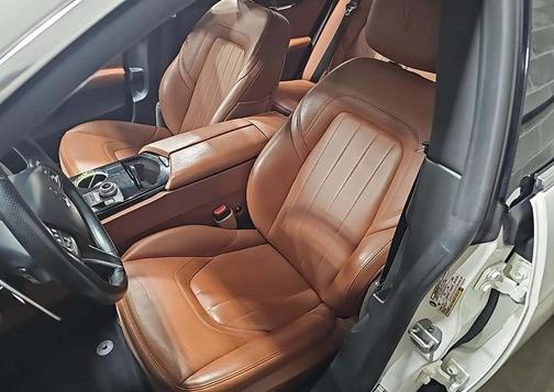 2022 Maserati Quattroporte Modena Q4