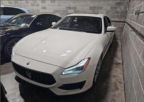 2022 Maserati Quattroporte Modena Q4