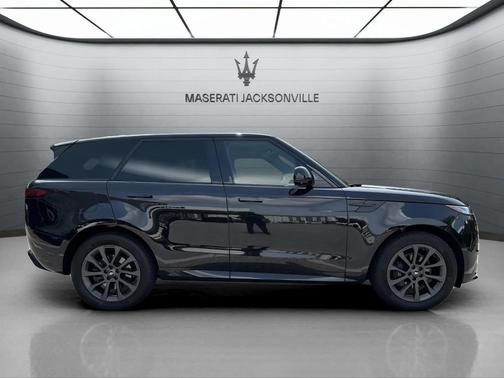 Santorini Black Metallic 2024 Land Rover Range Rover Sport SE