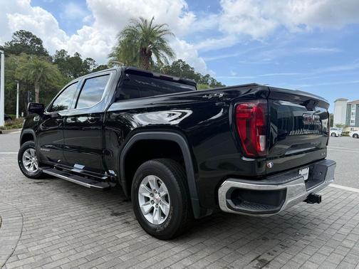 Onyx Black 2021 GMC Sierra 1500 SLE