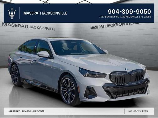 Brooklyn Grey Metallic 2025 BMW 530 530i