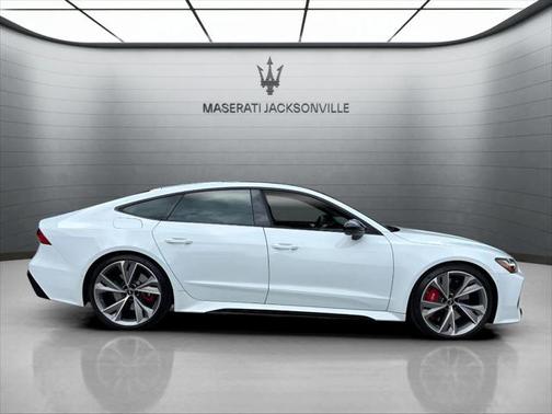 2021 Audi RS 7 4.0T