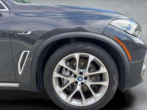 2023 BMW X5 PHEV xDrive45e