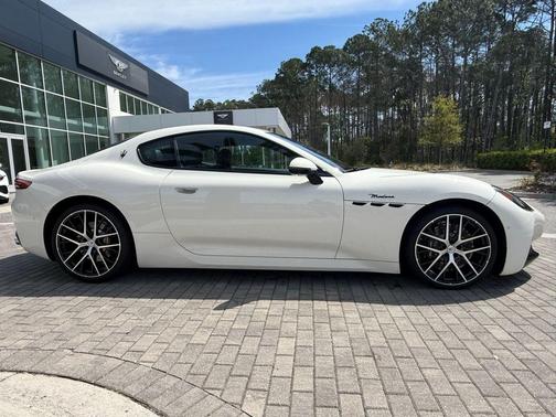 2024 Maserati GranTurismo Modena