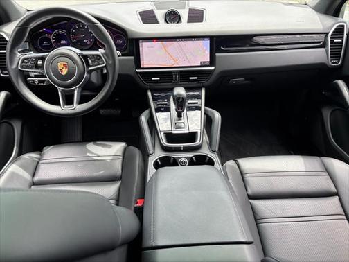 2021 Porsche Cayenne Base