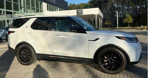 2025 Land Rover Discovery P300 S