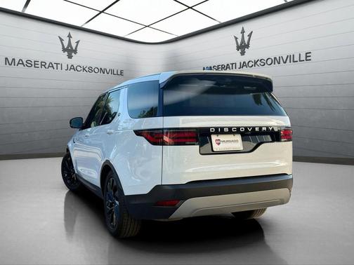 2025 Land Rover Discovery P300 S