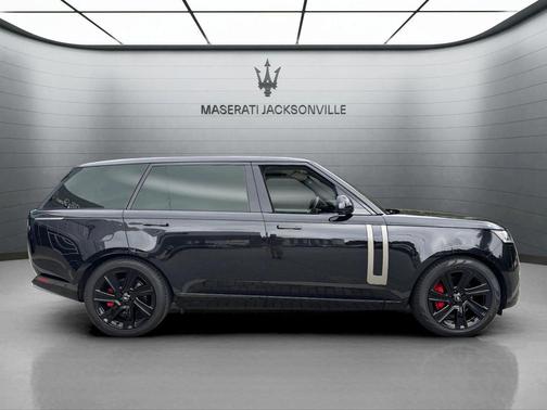 2022 Land Rover Range Rover P400 SE