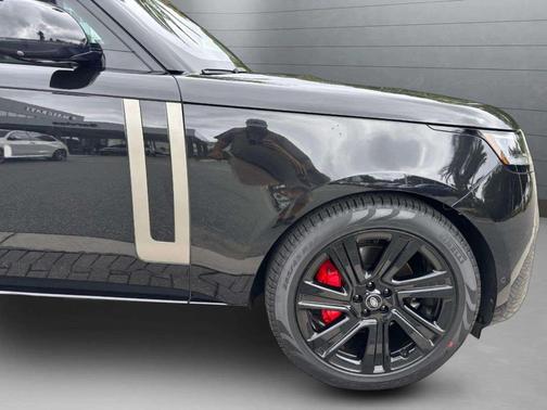 2022 Land Rover Range Rover P400 SE