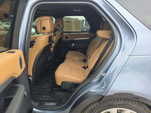 2023 Land Rover Discovery P360 HSE R-Dynamic