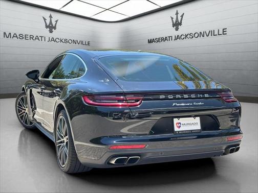 2017 Porsche Panamera Turbo