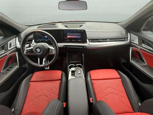 2025 BMW X2 M35i