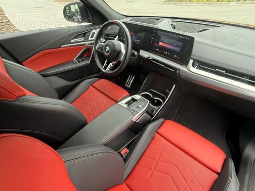 2025 BMW X2 M35i