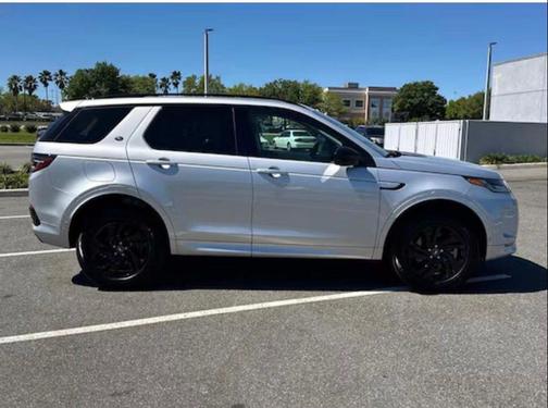2025 Land Rover Discovery Sport S