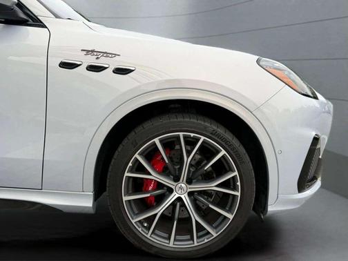 2023 Maserati Grecale Trofeo