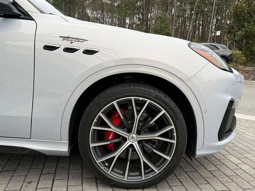 2023 Maserati Grecale Trofeo