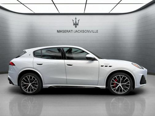 2023 Maserati Grecale Trofeo