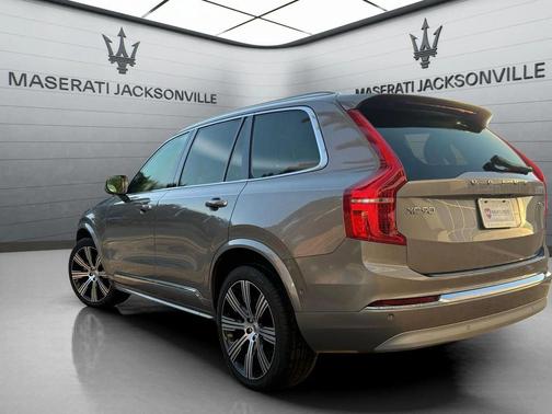 2022 Volvo XC90 T6 Inscription